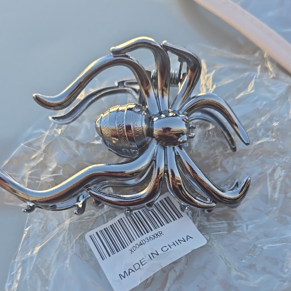 Silver Octopus Home Accent